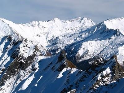 La comunidad y Las Montañas Remarkables