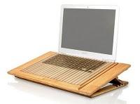 Cooler hecho de bambú para laptop