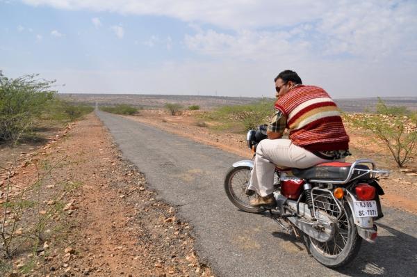 Historias de una motocicleta y boda anunciada