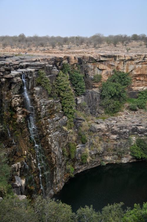 Historias de una motocicleta y boda anunciada