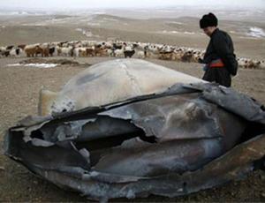 Dos objetos metálicos cayeron en Mongolia