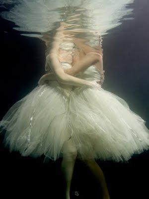 A veces uno toca un cuerpo y lo despierta