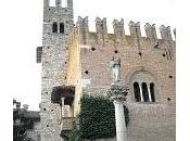 Italia lugares escondidos: ciudad medieval llamada “Grazzano Visconti”