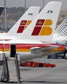 Iberia cobra por la segunda maleta