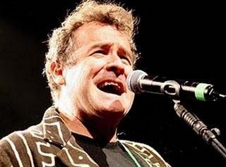 10 Historias 10 Canciones propone: 1988 Johnny Clegg - Cruel, Crazy, Beautiful World