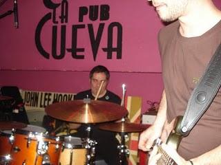 Valvula - Pub La Cueva (Almería) - 26/03/2011