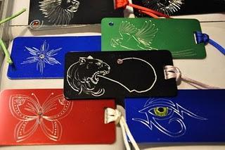 Stand de grabado artesanal de Ángel Custodio en la FNAC Bulevar Alicante