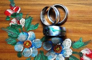 Stand de grabado artesanal de Ángel Custodio en la FNAC Bulevar Alicante