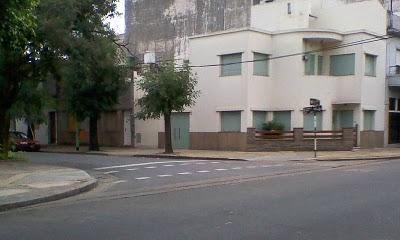 Casa de diseño moderno en esquina