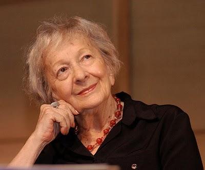 LECTURAS NO OBLIGATORIAS (WISLAWA SZYMBORSKA)