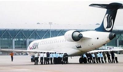 ¿ RYANAIR ES REALMENTE DE “BAJO” COSTE ?