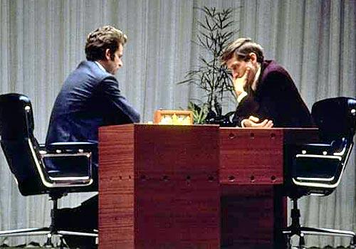 54.000 EUROS POR LAS PIEZAS EMPLEADO EN EL FISCHER-SPASSKY DE 1972