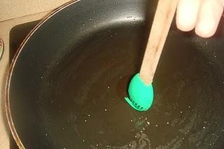 CROSTINI DE BERENGENA RELLENA DE FUA