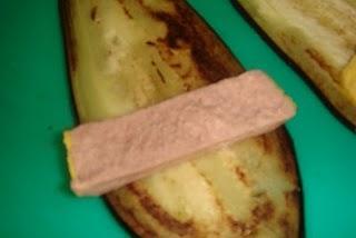 CROSTINI DE BERENGENA RELLENA DE FUA