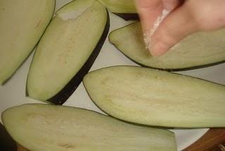 CROSTINI DE BERENGENA RELLENA DE FUA