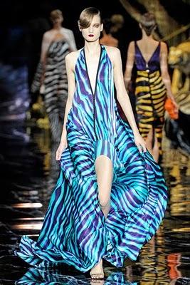 Paris FW: Louis Vuitton S/S 2011