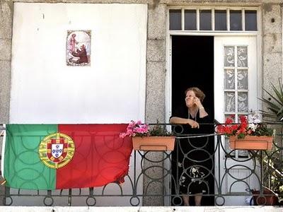 Quiebra  Portugal y el fuego avanza al núcleo duro de la Unión Europea