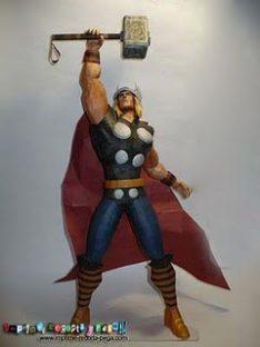 Papercraft Thor