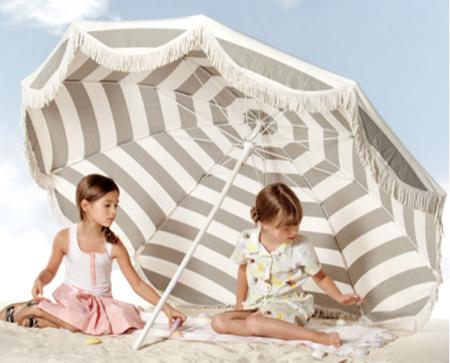 Dior, moda niñas con aire playero