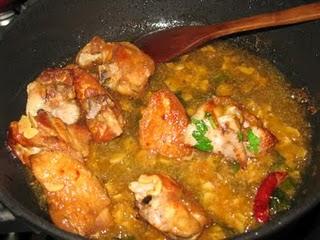 Pollo al ajillo