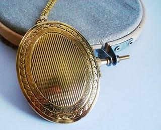 Maxi locket rosa blanca