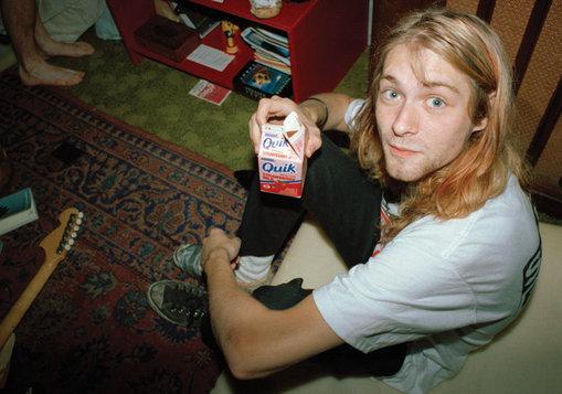 Fnac recuerda a Kurt Cobain con muñequitos mientras Jared Leto parte a Afganistán