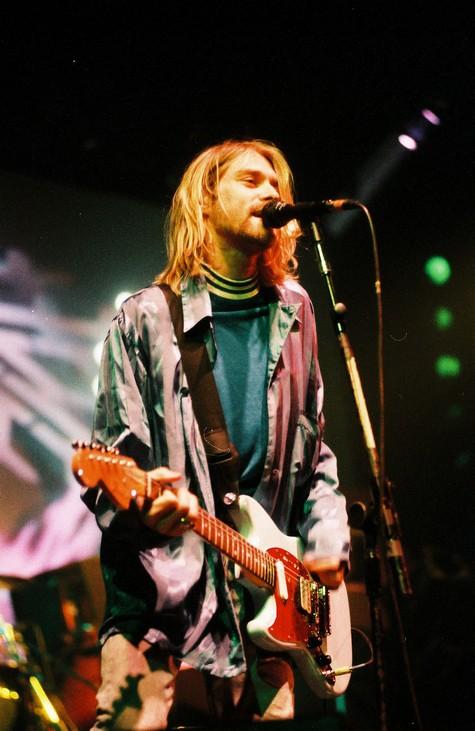 Fnac recuerda a Kurt Cobain con muñequitos mientras Jared Leto parte a Afganistán