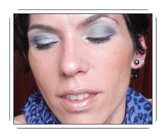 Ahumado azulón con Stila