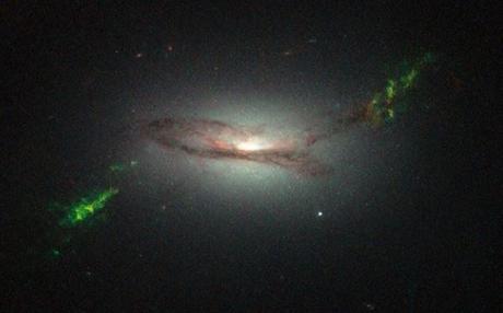 Los filamentos verdes de las galaxias