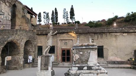 Ercolano: la puerta del Vesuvio entre antigüedad y modernidad