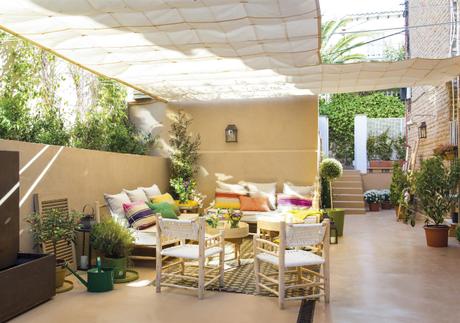 Un casa de pueblo con un patio interior para soñar Un casa de pueblo con un patio interior para soñar