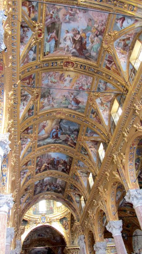 Basílica della Santissima Annunziata del Vastato Basílica della Santissima Annunziata del Vastato