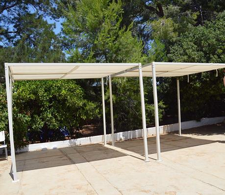 montaje-pergola-leroy-merlin-tres-studio-mobiliario-esterior-jardin