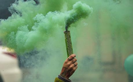 Se va a caer… Se va a caer…