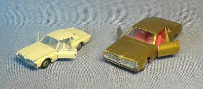 Dos Mercury Cougar, dos tamaños