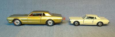Dos Mercury Cougar, dos tamaños
