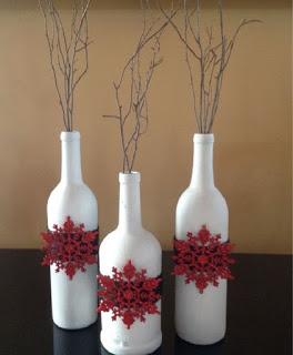 Aprende cómo decorar botellas de vidrio recicladas para navidad