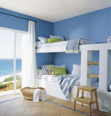 Habitaciones infantiles con buenas soluciones Habitación infantil en blanco con litera doble de obra