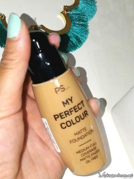 My Perfect Colour Matte Foundation de Primark . ¿ Merece la pena una base de 4€ ? . My Perfect Colour Matte Foundation de Primark . ¿ Merece la pena una base de 4€ ? .