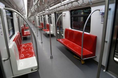 Mira los nuevos trenes del Metro de Santiago que circularán en las líneas 2 y 5