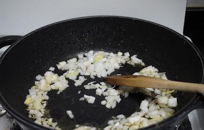 Mejillones en salsa de tomate picante Mejillones en salsa de tomate picante