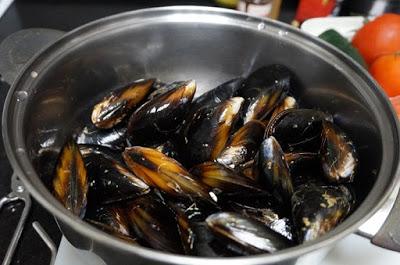 Mejillones en salsa de tomate picante Mejillones en salsa de tomate picante