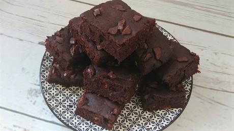 Brownies veganos de algarroba y chocolate