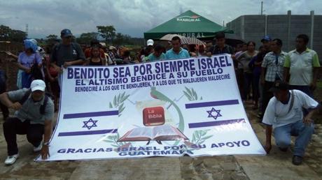 En Guatemala, un nuevo barrio nace en las cenizas.