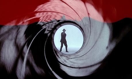 La Gun Barrel Sequence de Bond: el caso de Bob Simmons