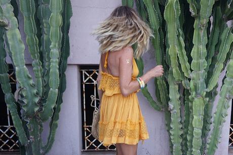 mOSTAZA pOR dOS #nOUNIFORMES