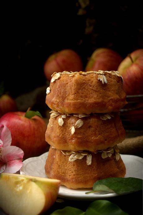 Bizcocho bundt cake vegano de manzana y avena Bizcocho-bundt-cake-vegano-manzana-avena