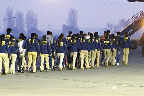 DD.HH y Colectividad Colombiana rechazan expulsión de colombianos de Chile DD.HH y Colectividad Colombiana rechazan expulsión de colombianos de Chile