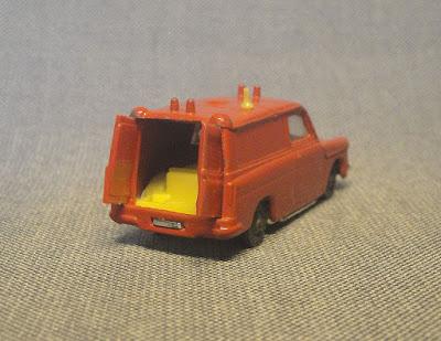 Ford Thames Van de Husky