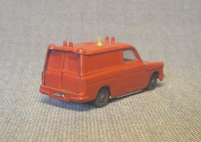 Ford Thames Van de Husky